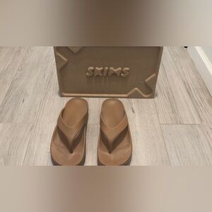 SKIMS Molded Sandals
